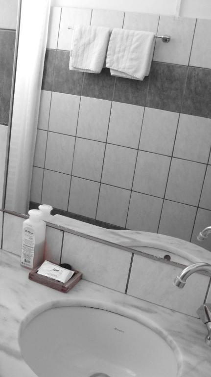 Hotel Marko Loutráki Chambre photo
